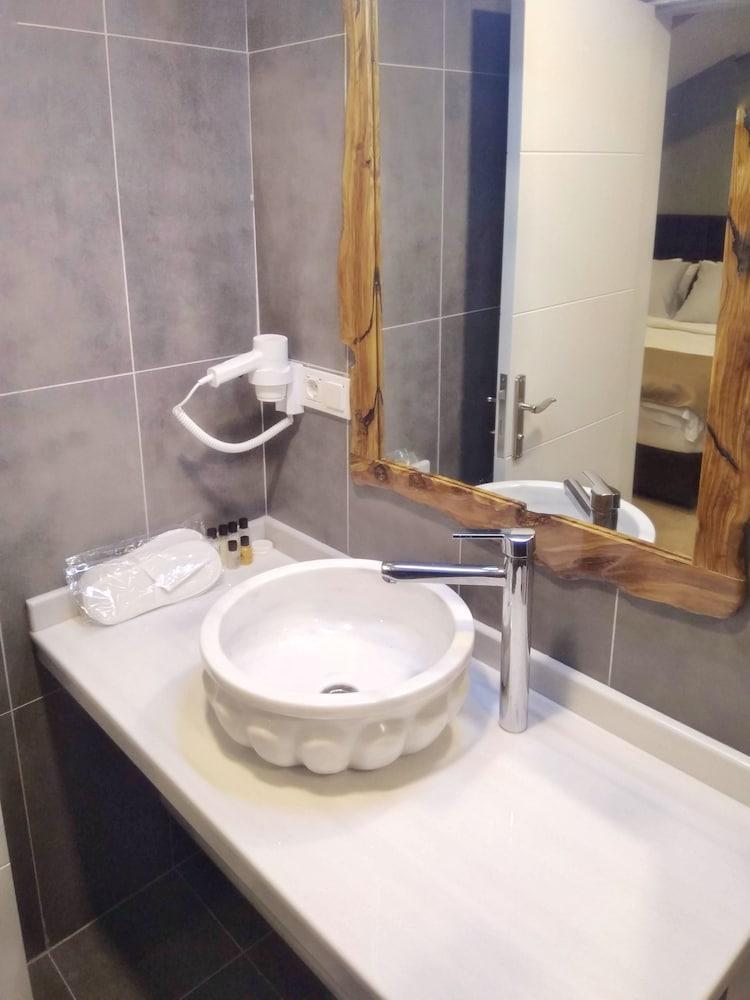 Jakaranda Hotel Istanbul Eksteriør bilde