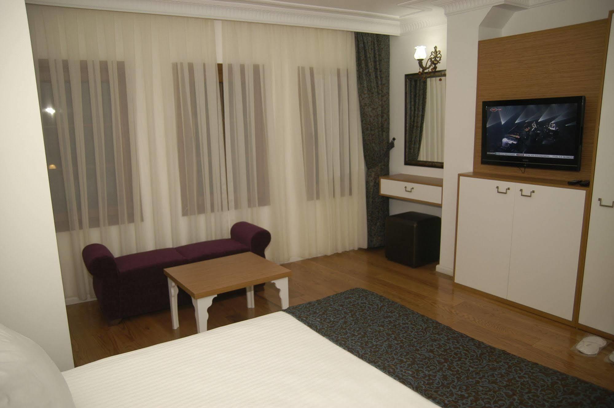 Jakaranda Hotel Istanbul Eksteriør bilde